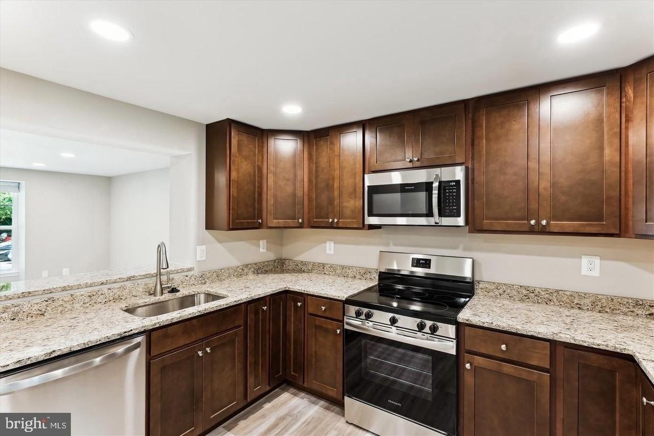 8345 Silver Trumpet Dr - Photo 6 of 20
