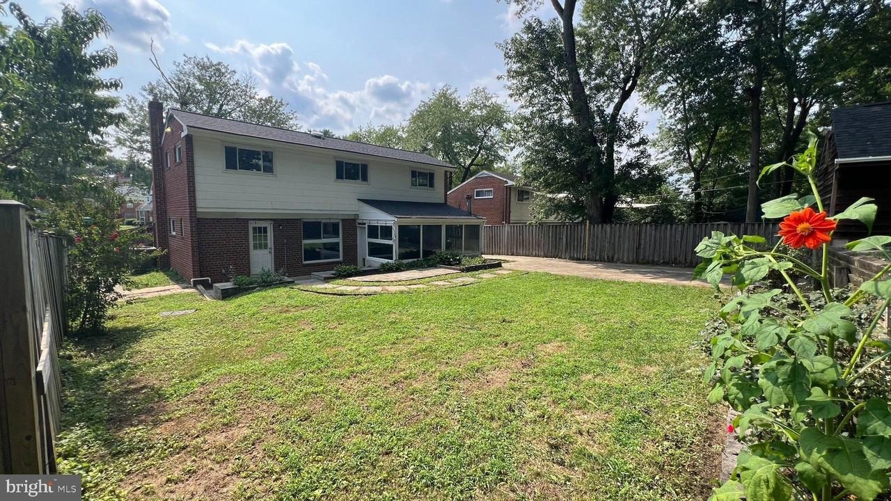 12907 Dean Rd - Photo 5 of 39