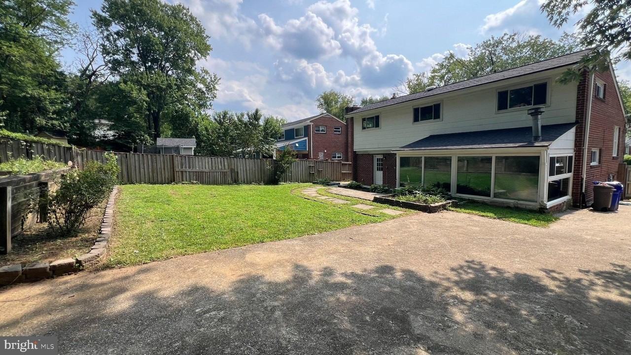 12907 Dean Rd - Photo 7 of 39