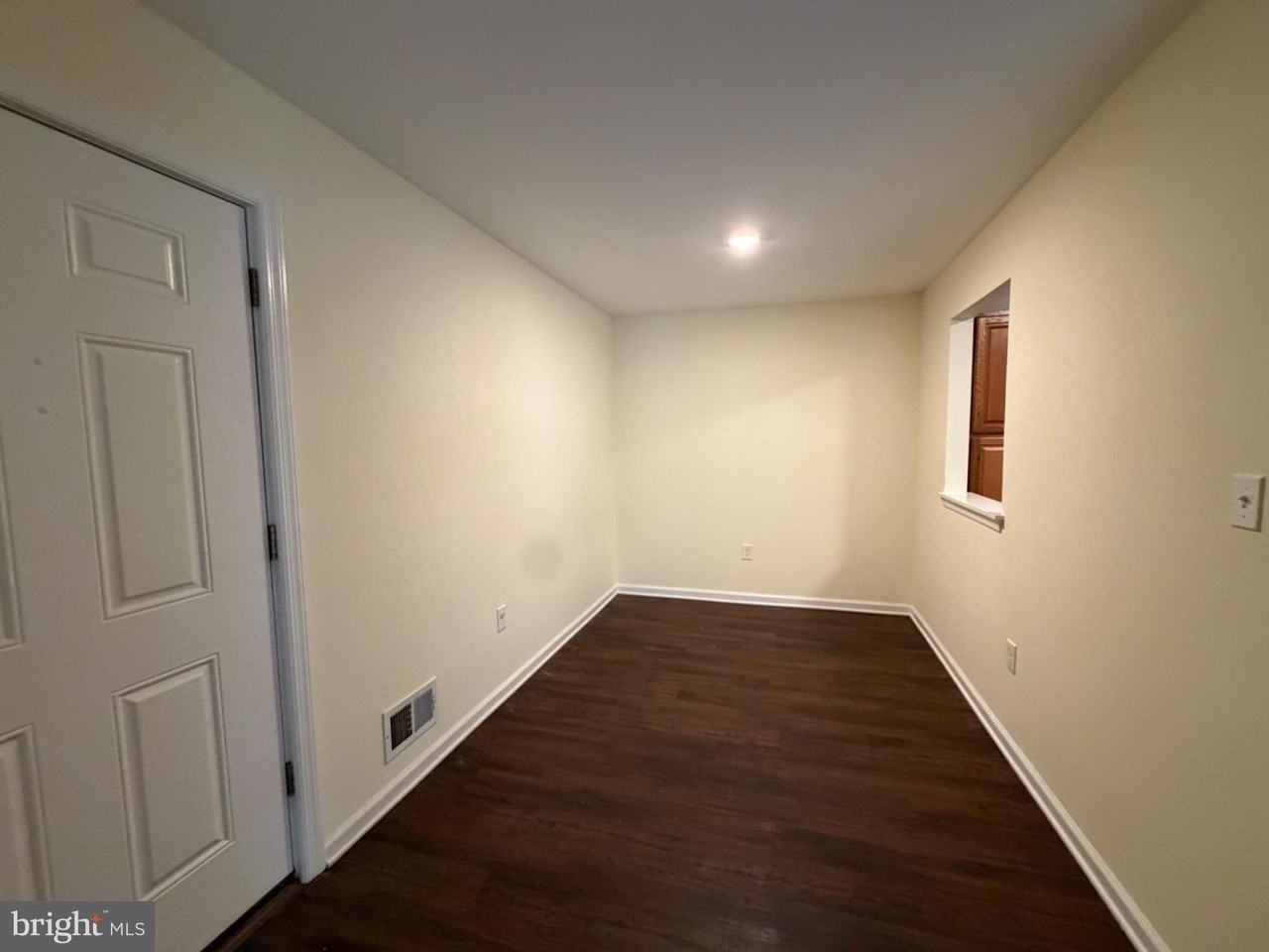 71 Iroquois Dr - Photo 2 of 17