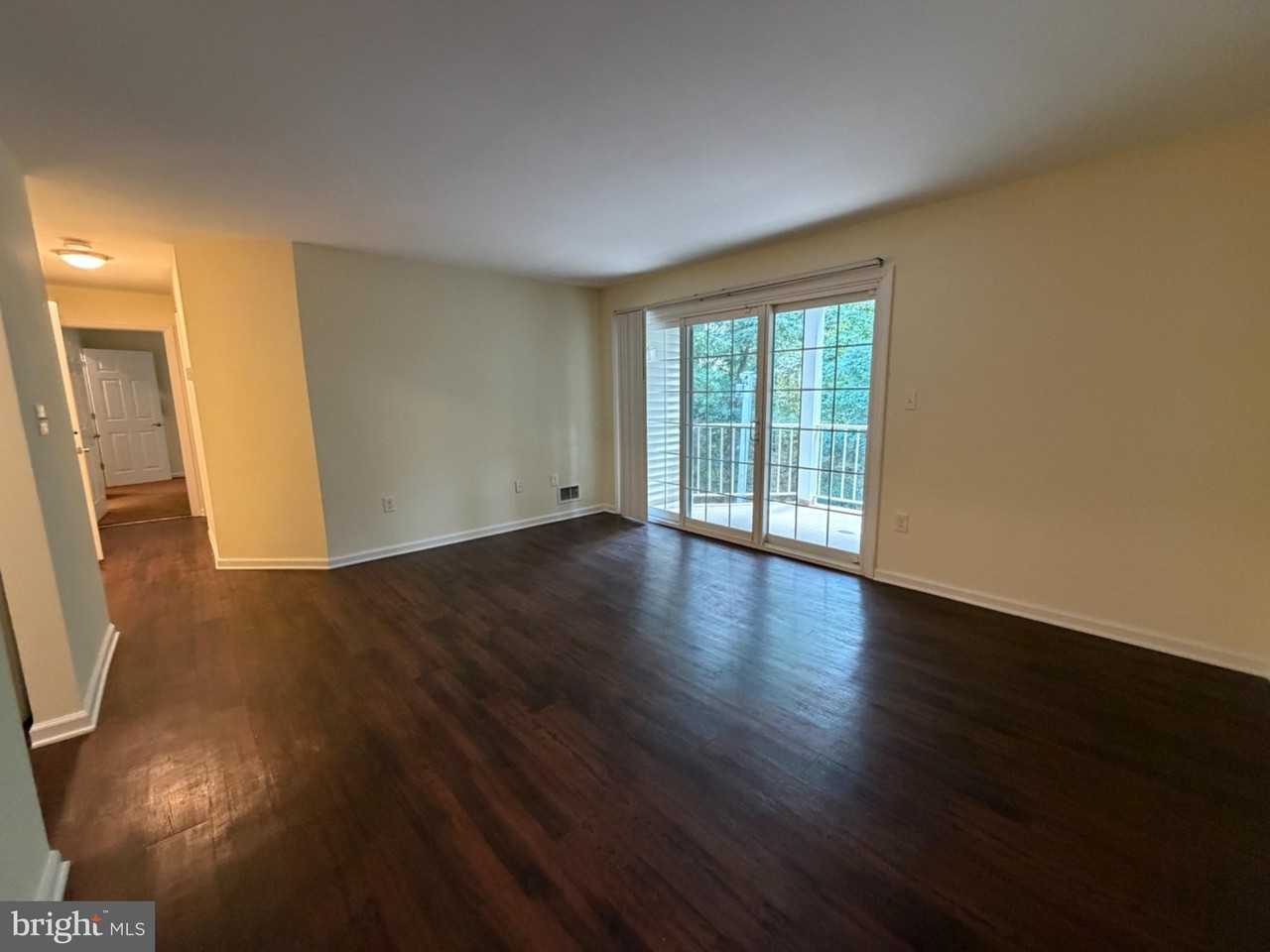 71 Iroquois Dr - Photo 3 of 17