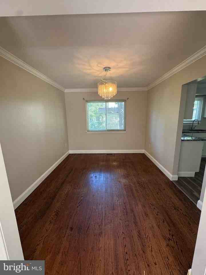 126 Morris St - Photo 5 of 20
