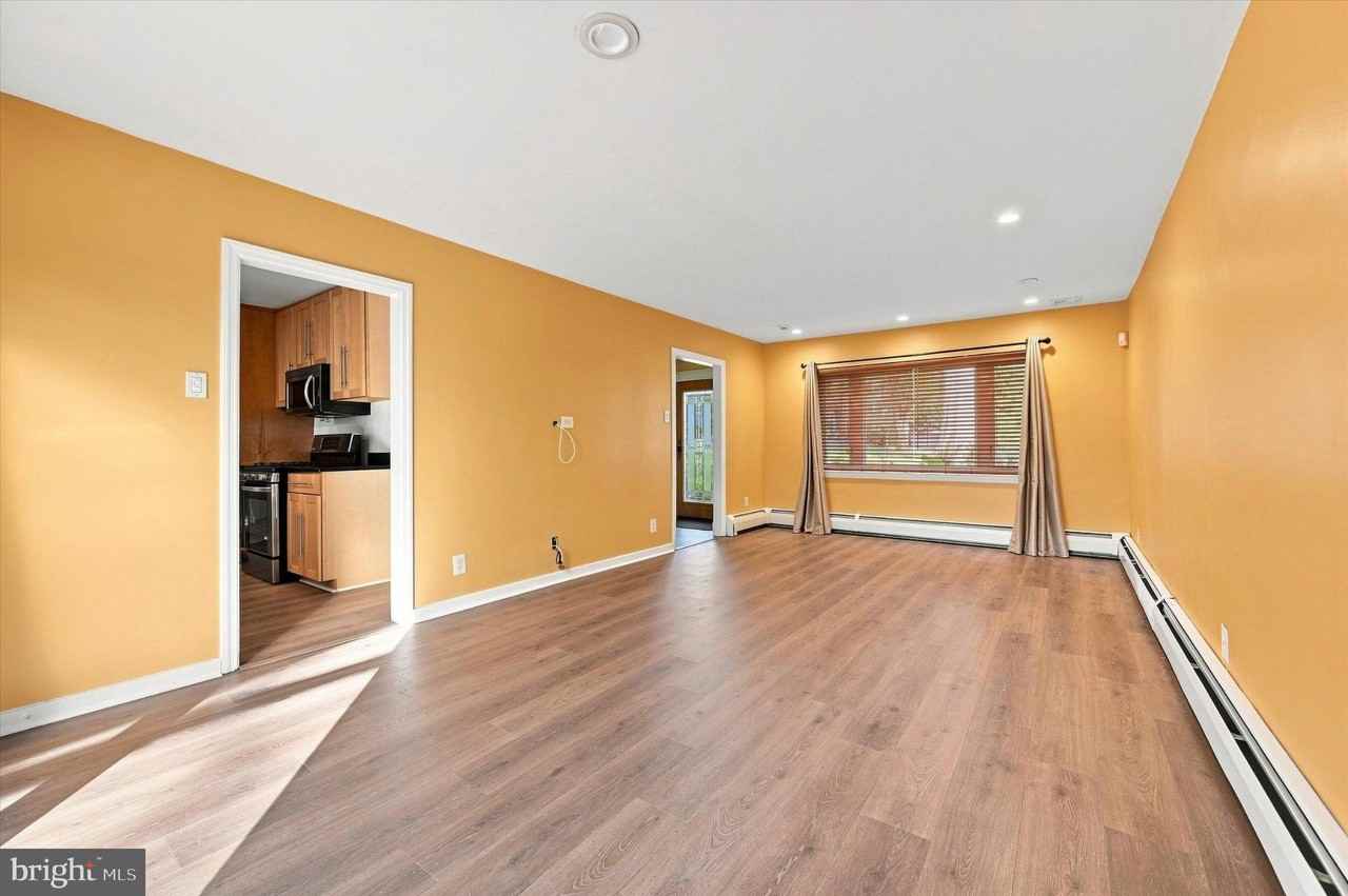 840 Delmont Dr - Photo 7 of 25