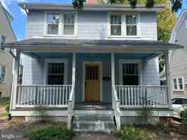 featured image of 813 Marye St