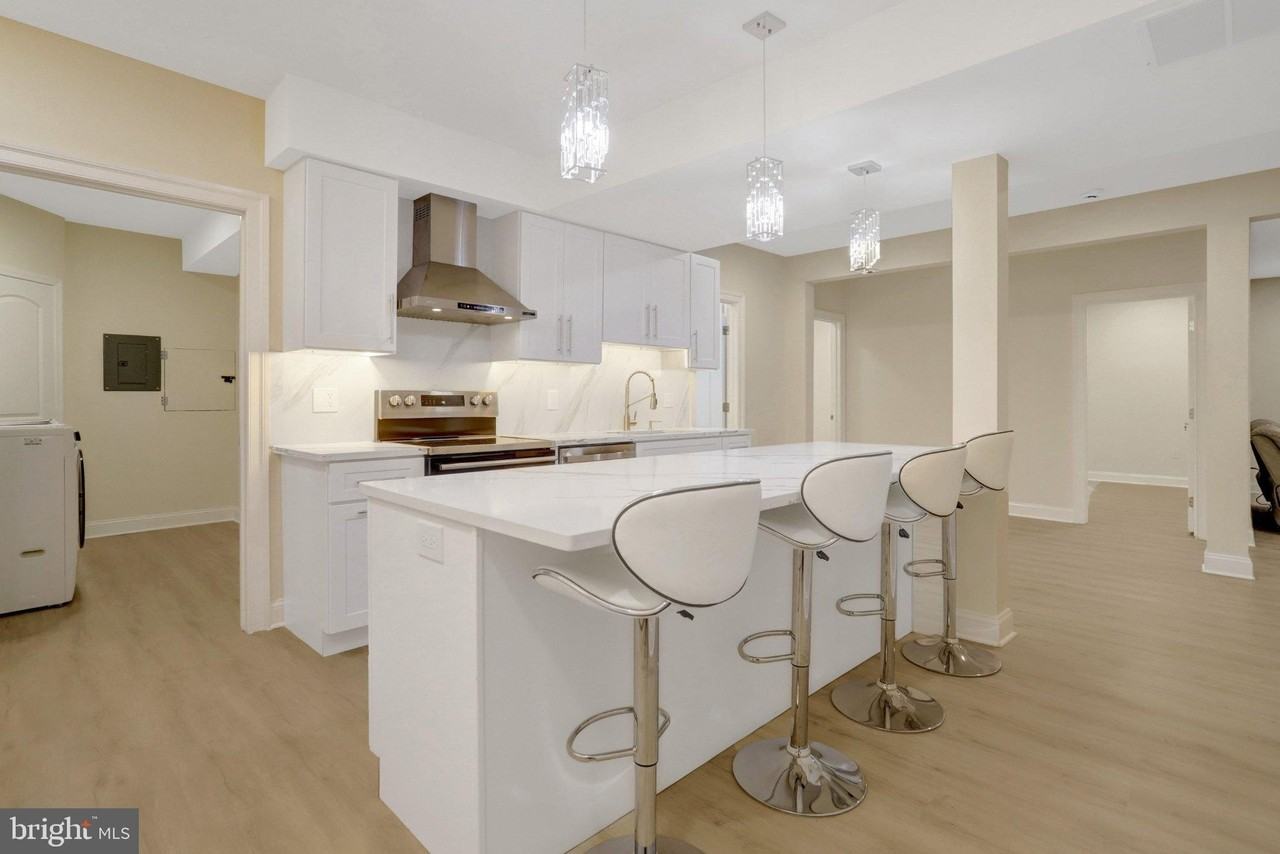 8305 Covington Woods Ct #BS - Photo 3 of 35