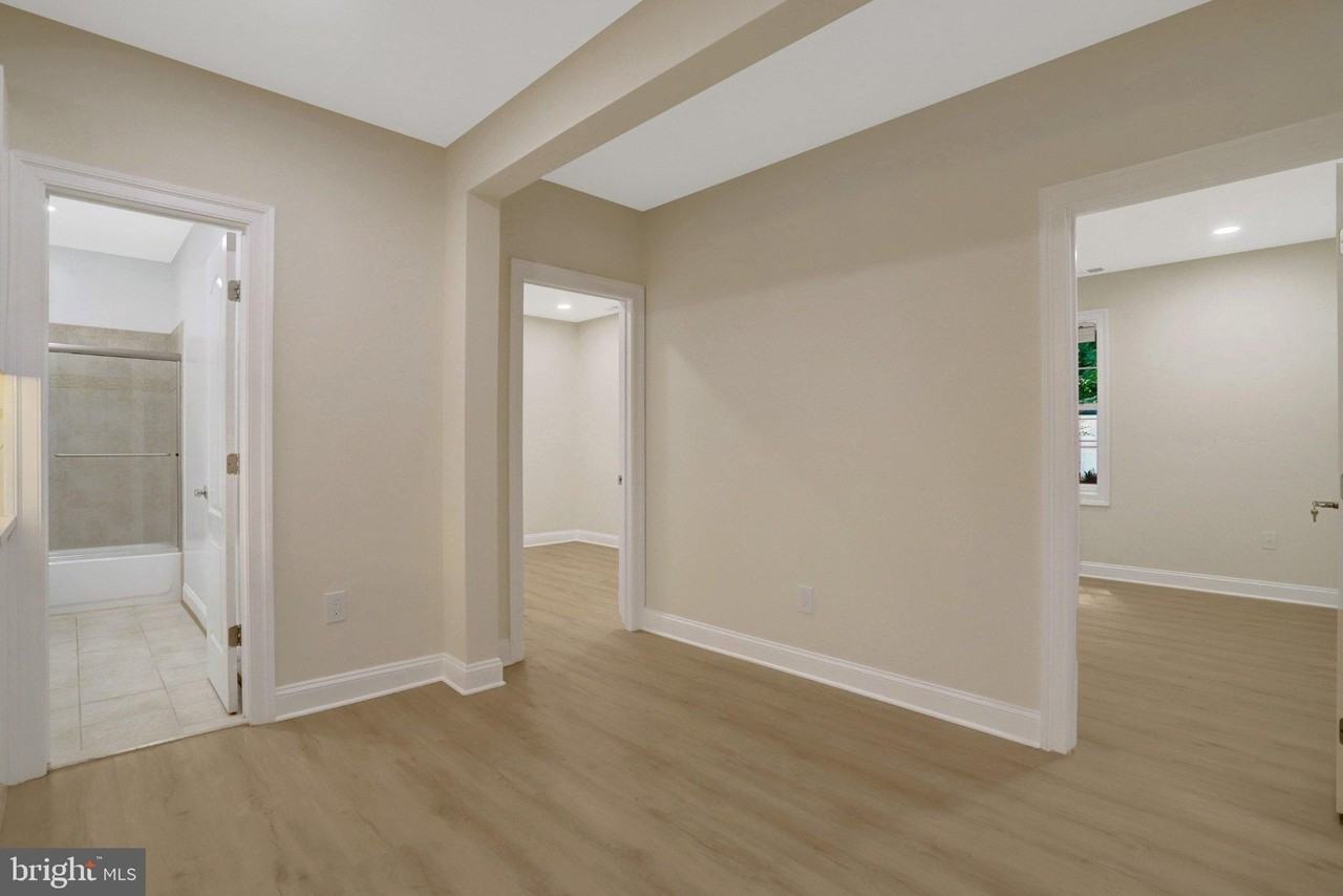 8305 Covington Woods Ct #BS - Photo 7 of 35