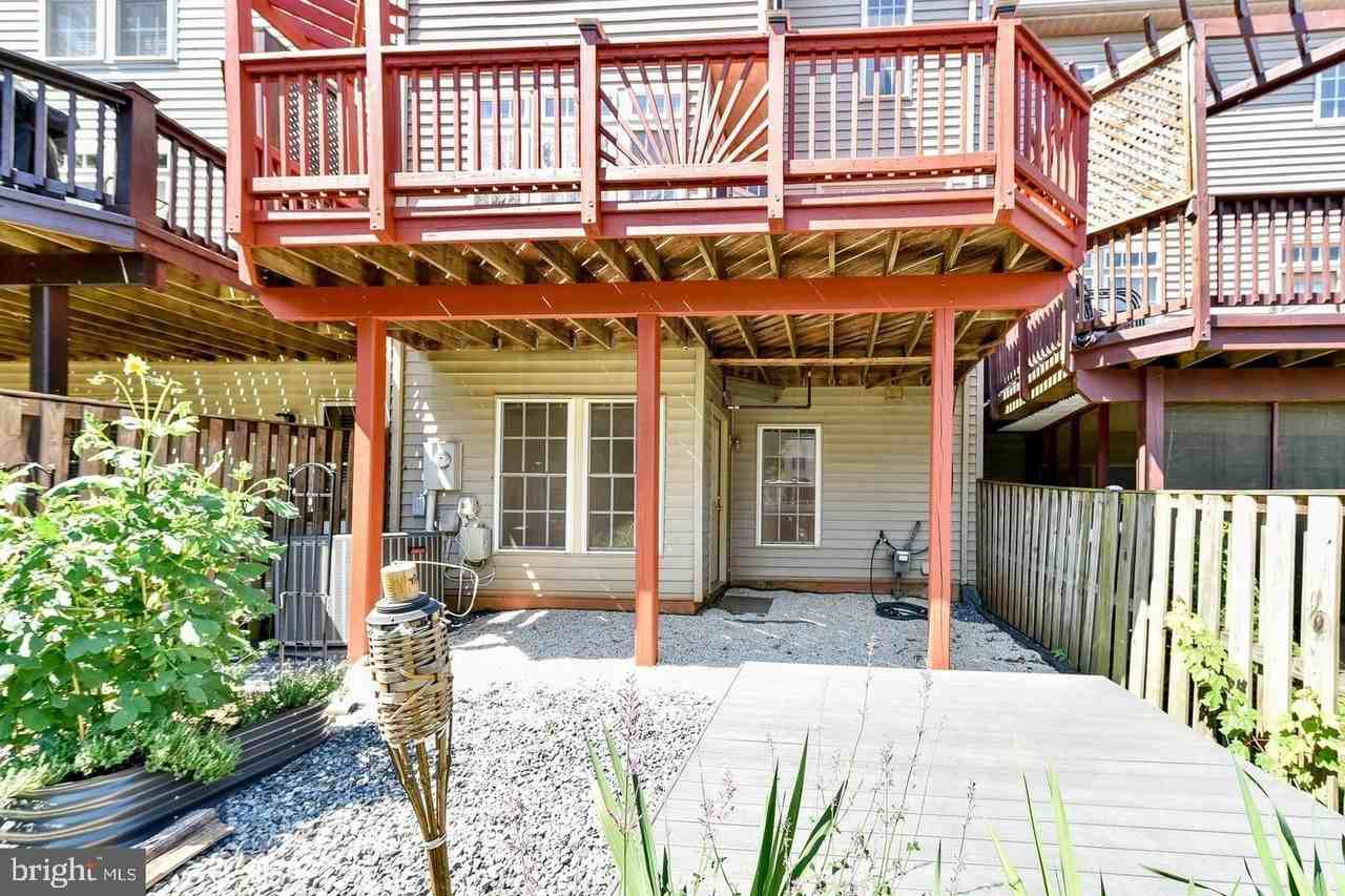 14422 Fowlers Mill Dr - Photo 5 of 28