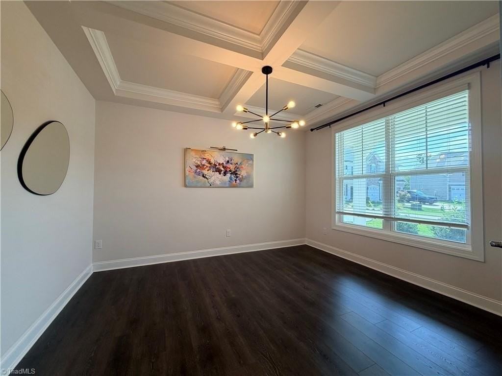 4293 Pelican St - Photo 5 of 50