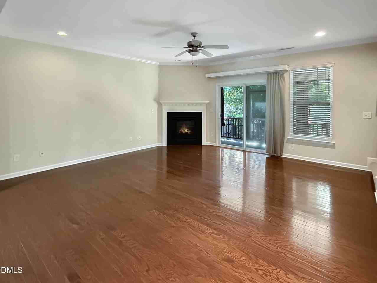 2449 Memory Ridge Dr - Photo 5 of 25