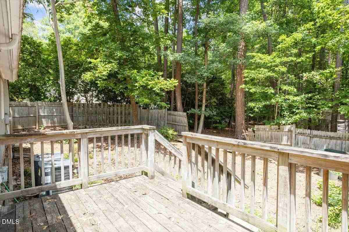 5302 Covey Ct - Photo 6 of 30