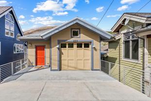 265 Ontario Ave - Photo 1 of 1