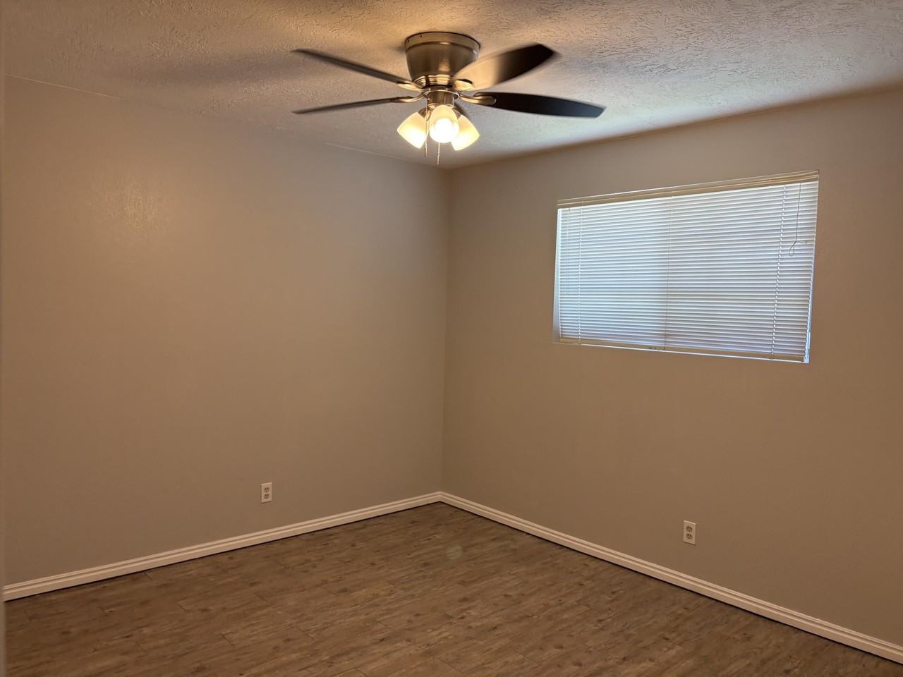 345 S 200 W #5 - Photo 7 of 15