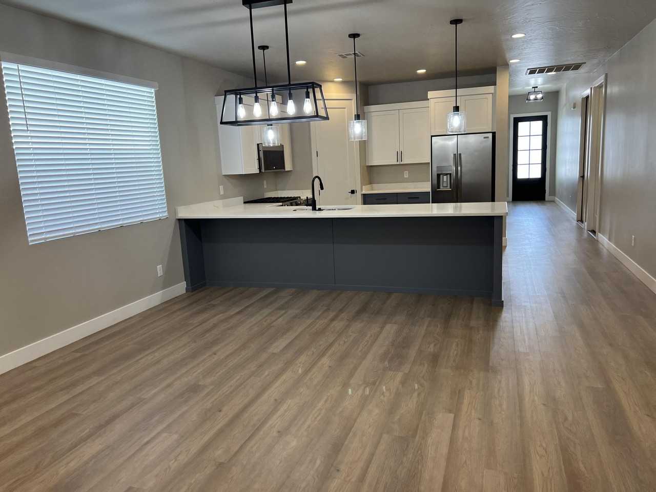 2213 W 320 S - Photo 3 of 20