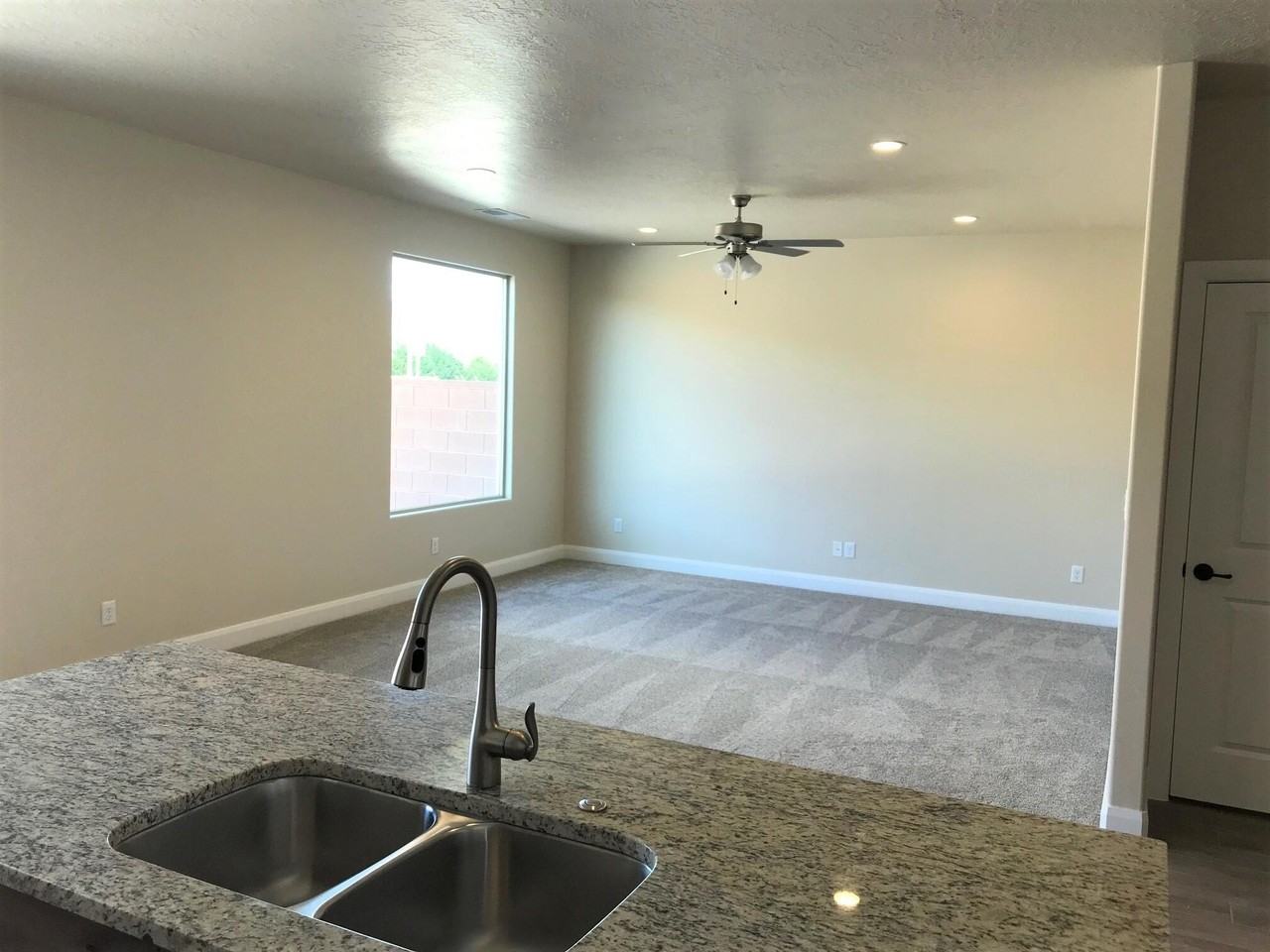 408 N 480 W - Photo 5 of 21