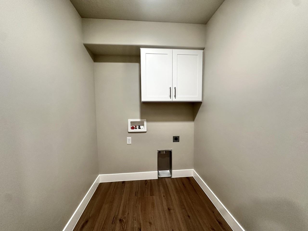 467 W 405 N - Photo 7 of 12