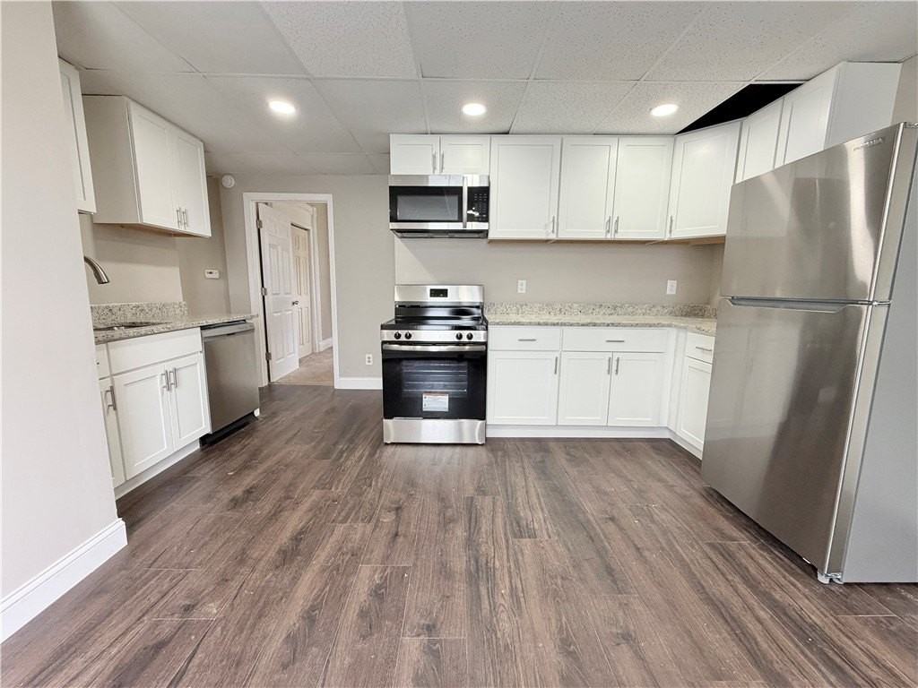 219 E Wallace Ave #1 - Photo 6 of 22