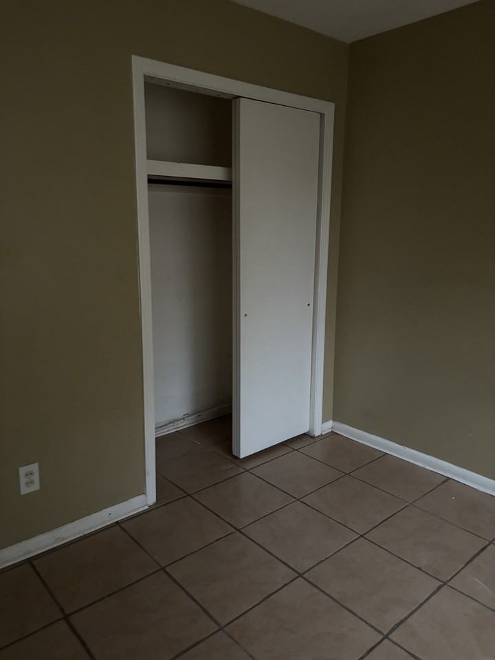 1332 Dianne Dr #1 - Photo 6 of 12