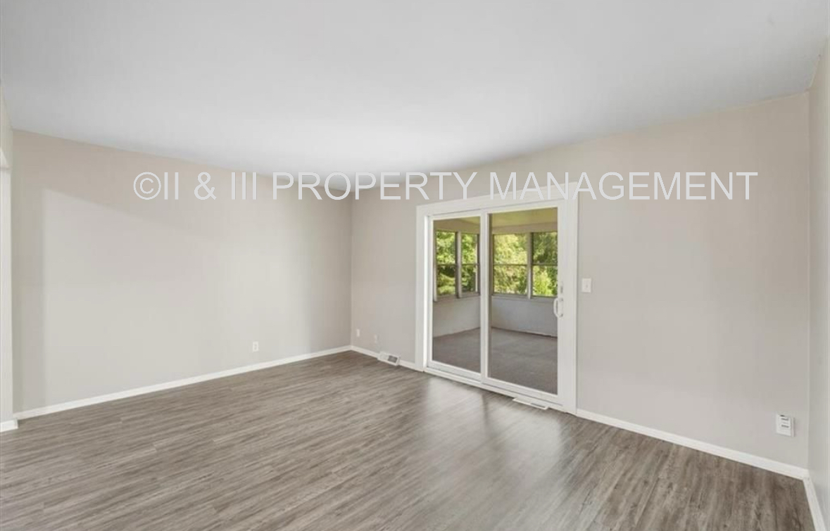 9406 W 83rd St #1 - Photo 7 of 15