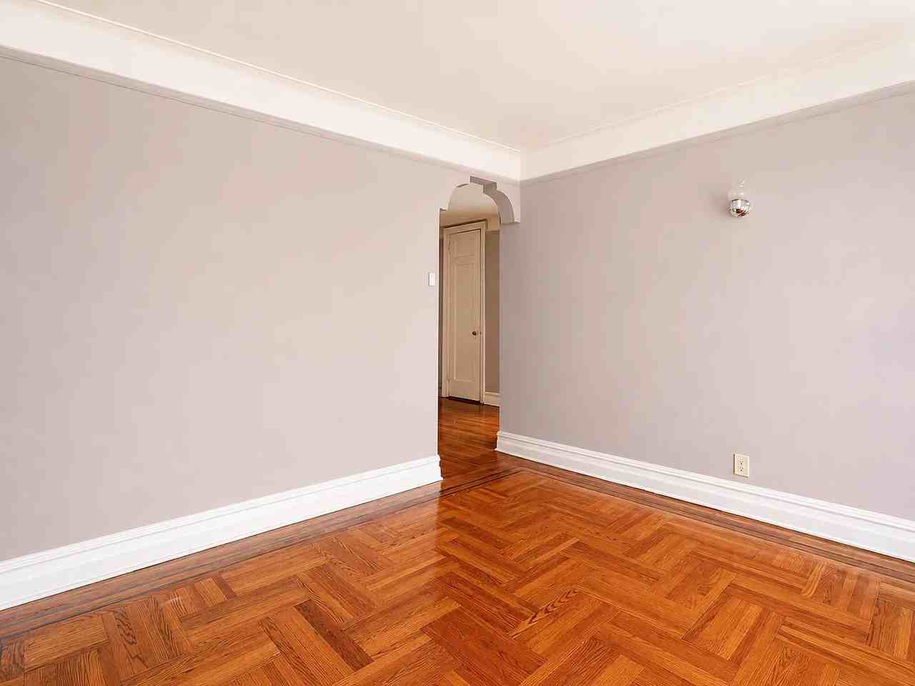 74 Gatling Pl - Photo 3 of 9