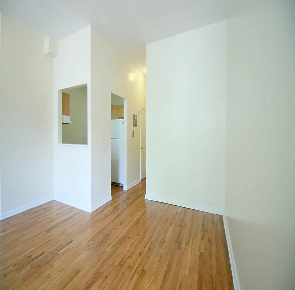 20 W 126th St - Photo 4 of 8