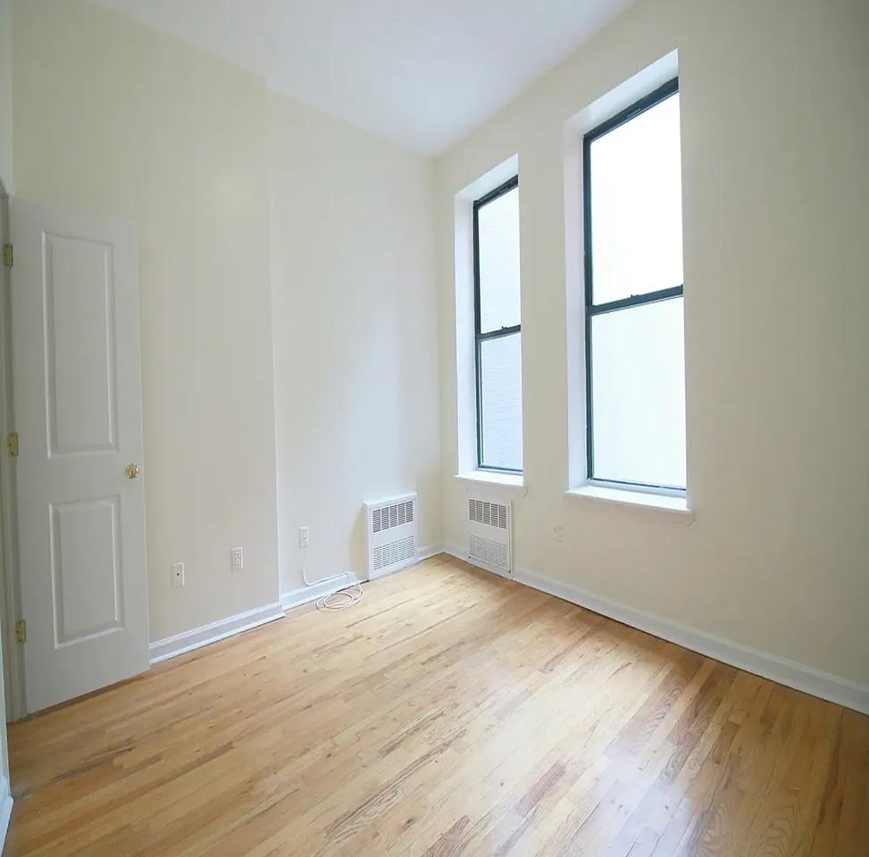 20 W 126th St - Photo 6 of 8