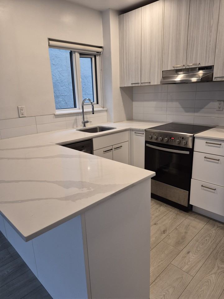 1873 Nelson Street #204 - Photo 3 of 5