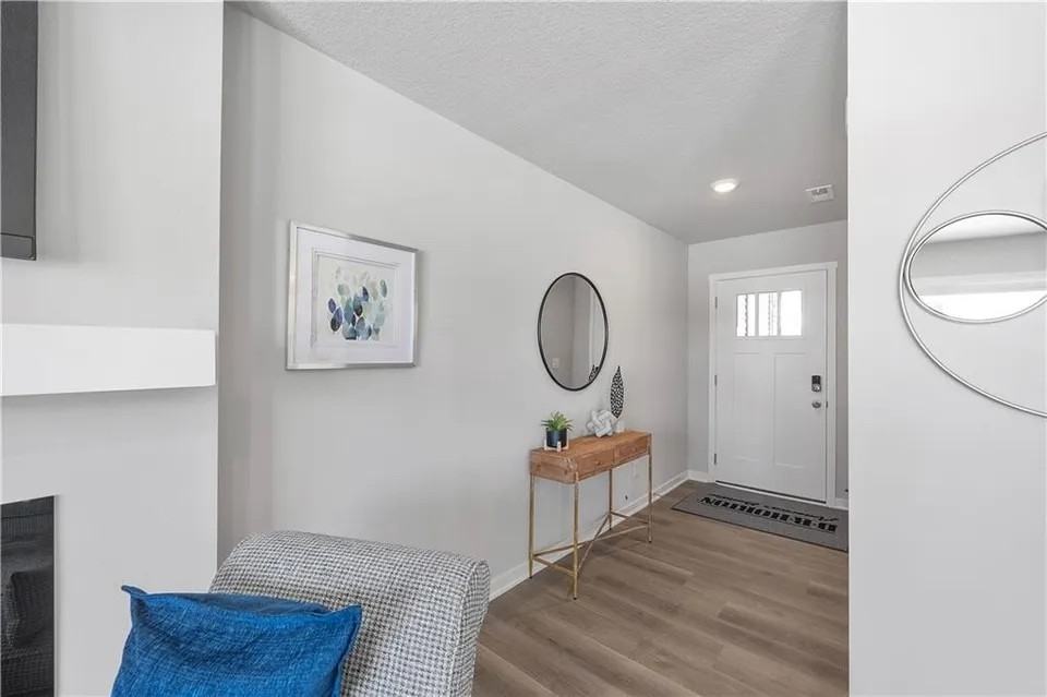 354 Juniper Dr #0 - Photo 4 of 10