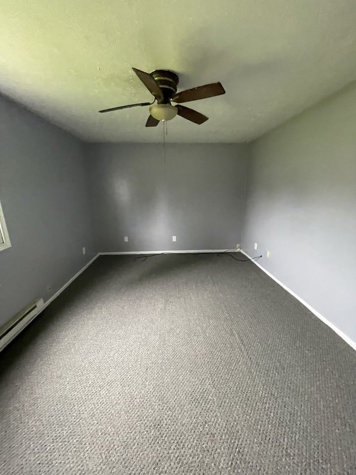 259 Brunswick Dr #1 - Photo 7 of 9