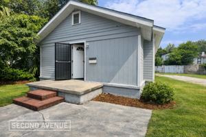 featured image of 1431 W 21st St