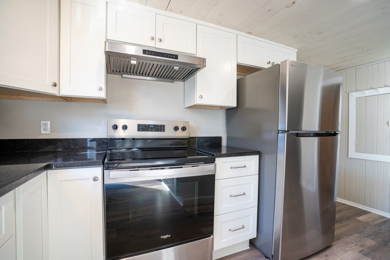 184 Elm St #4 - Photo 4 of 39