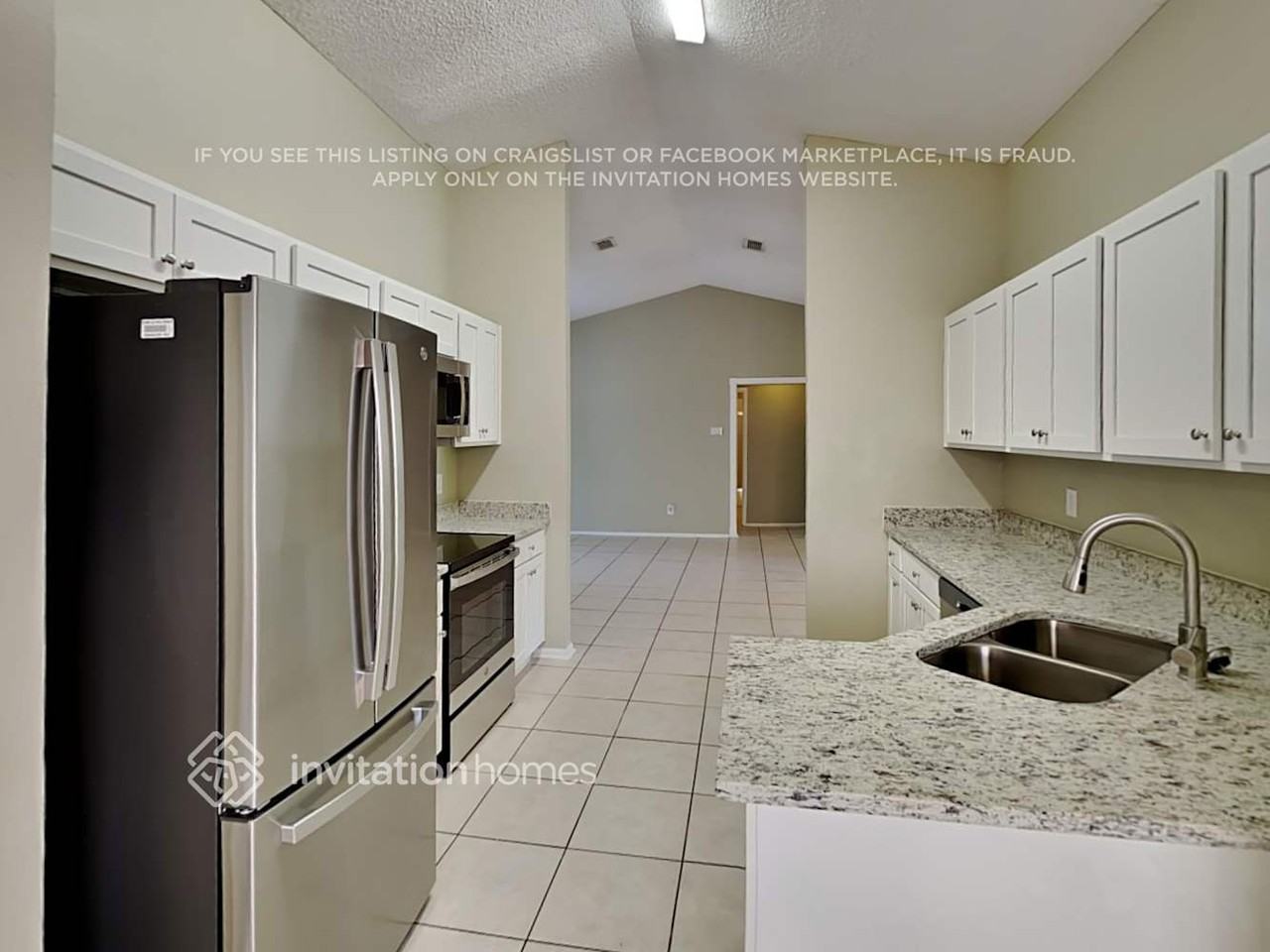 8918 Exposition Dr - Photo 7 of 18