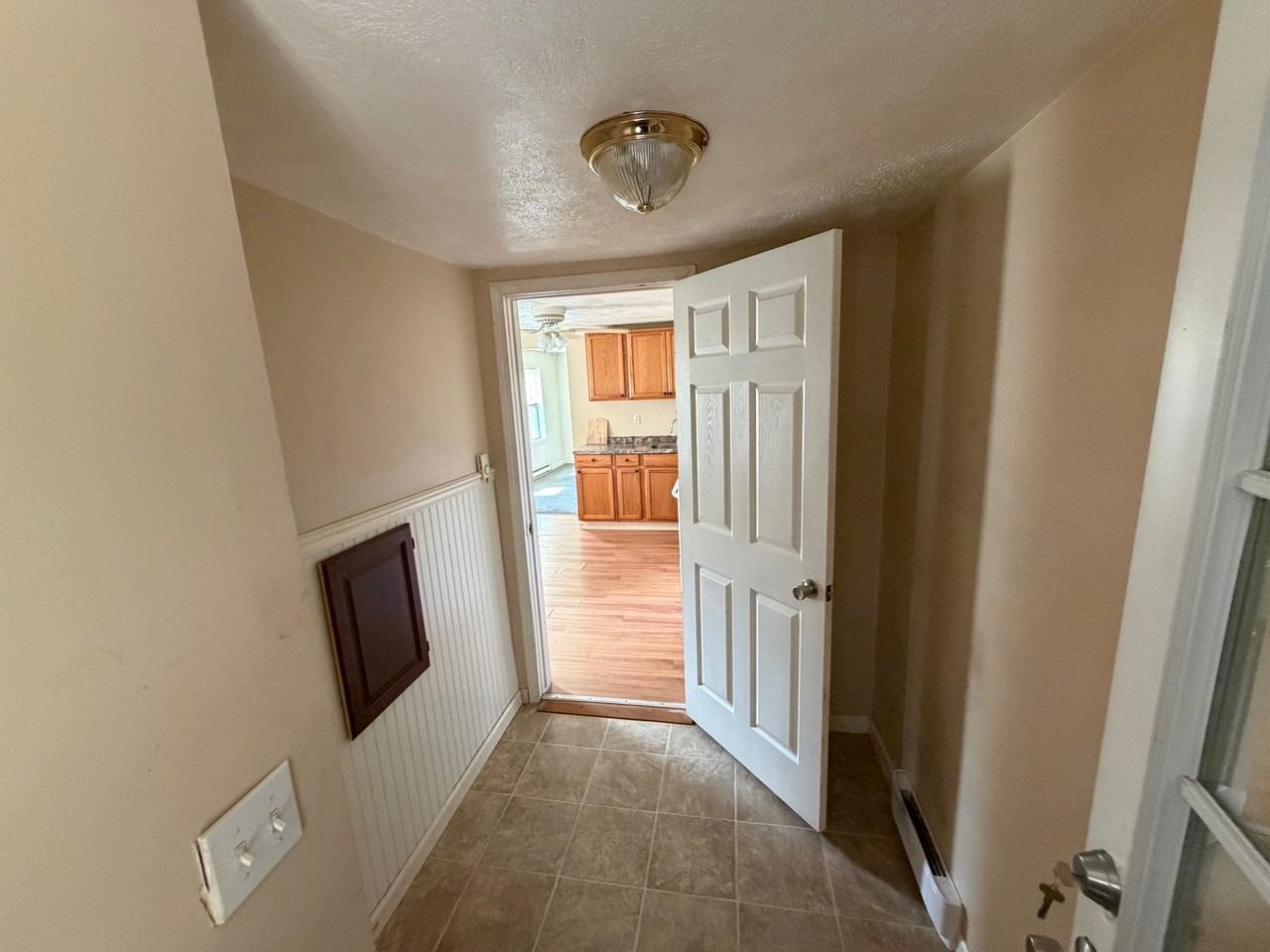 326 5th Avenue #B - Photo 3 of 8