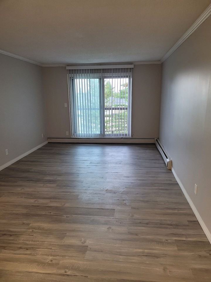 333 43 Avenue West - Photo 5 of 7