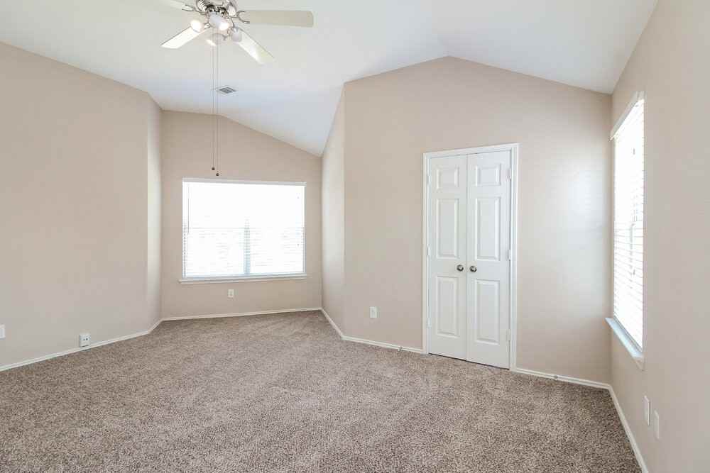 2805 Brookway Dr - Photo 7 of 15