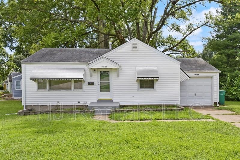 10139 Cabot Dr - Photo 2 of 20