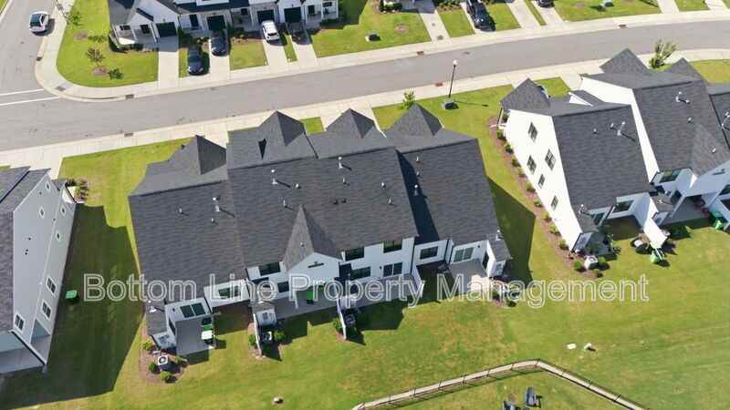 730 Putney Hill Rd - Photo 4 of 40
