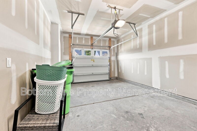 730 Putney Hill Rd - Photo 5 of 37