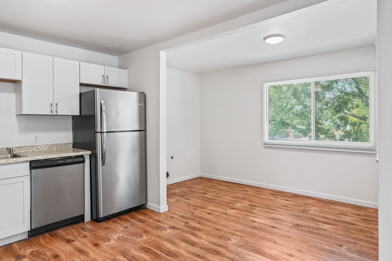 1328 S Coffman St #5 - Photo 4 of 16
