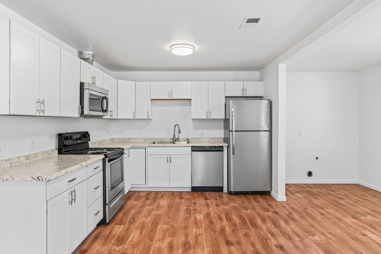 1328 S Coffman St #5 - Photo 5 of 16