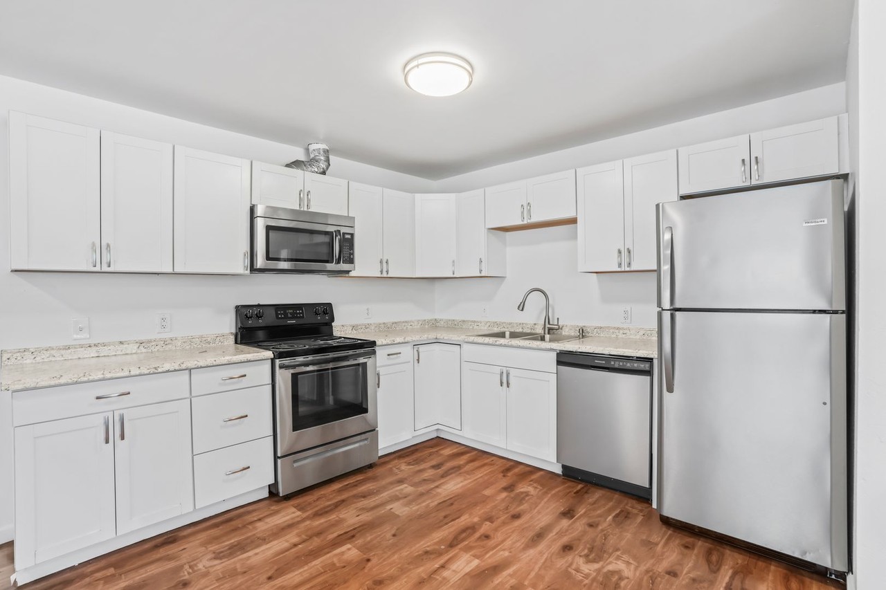 1328 S Coffman St #5 - Photo 6 of 16