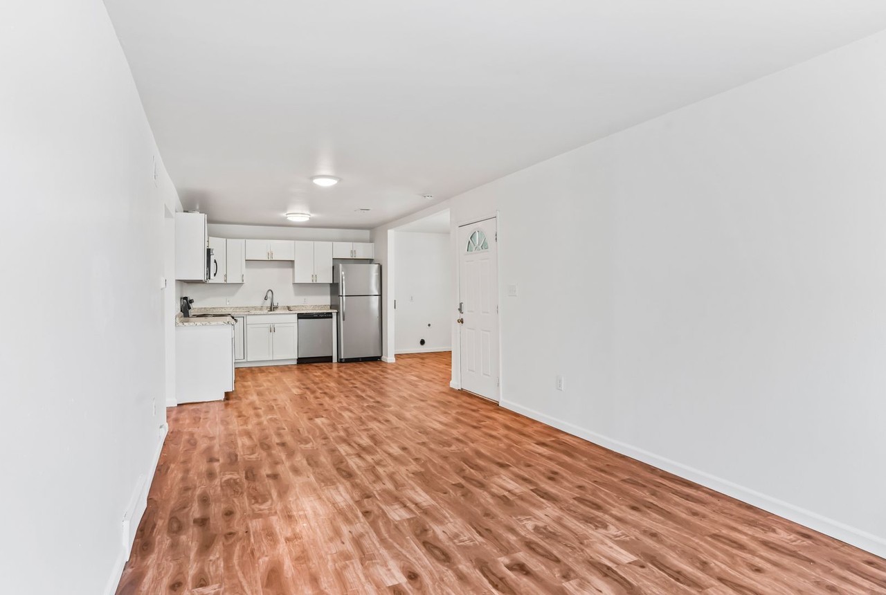 1328 S Coffman St #5 - Photo 7 of 16