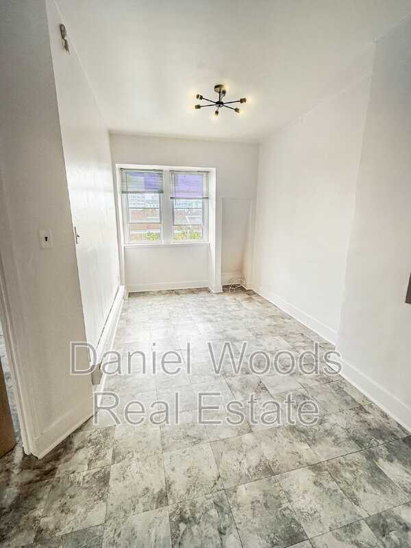 3927 Powelton Ave - Photo 3 of 9