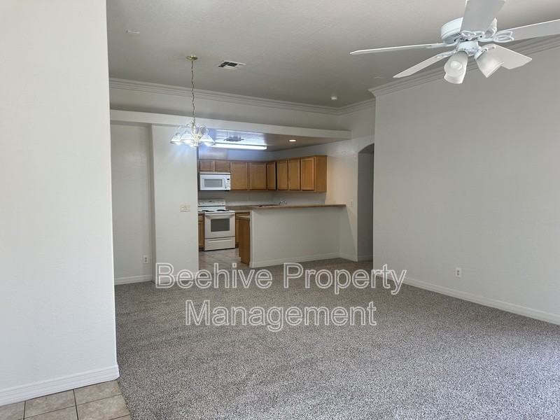 1937 S 80th St - Photo 3 of 8