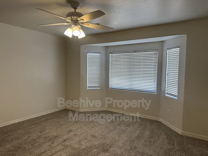 1937 S 80th St - Photo 6 of 8