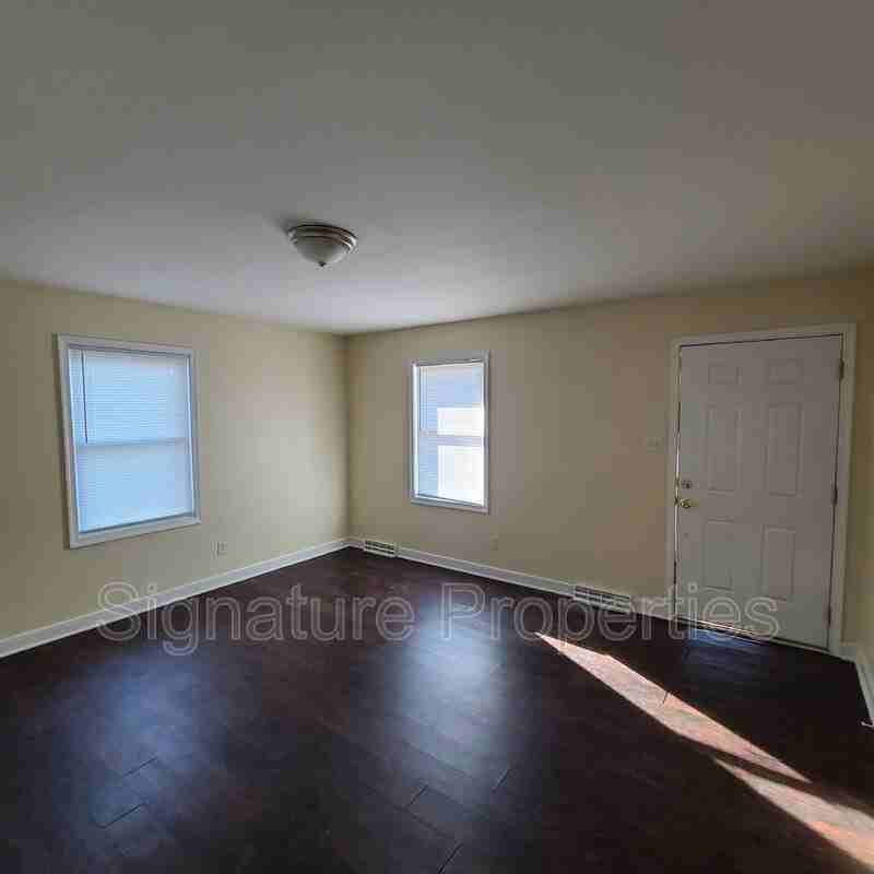 4905 Goddin Cir - Photo 6 of 11