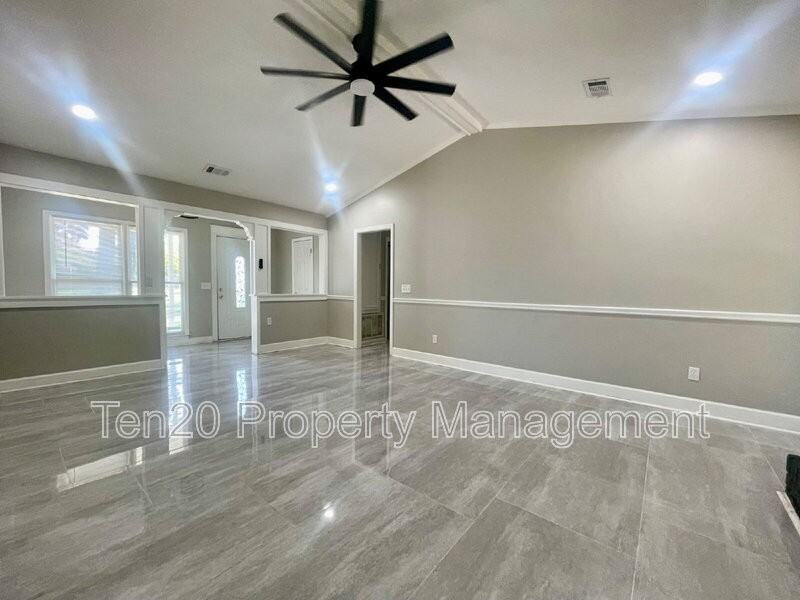 6405 Billings Rd - Photo 3 of 21