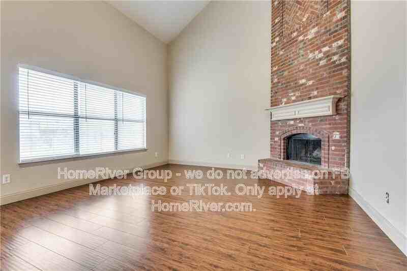 4529 Maidstone Way - Photo 4 of 31