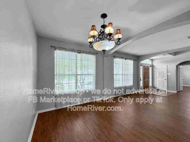 9715 Madison Dr - Photo 2 of 25