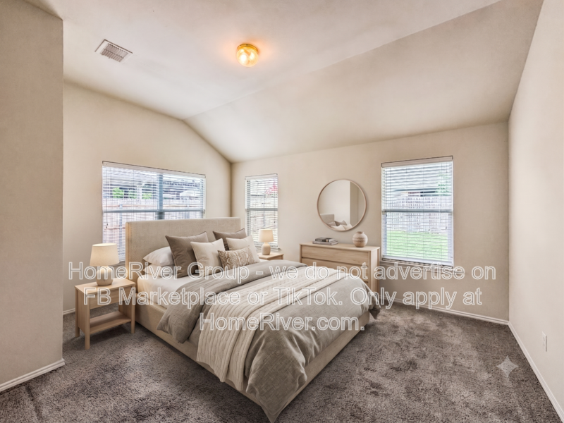 812 Sequoia Dr - Photo 3 of 24
