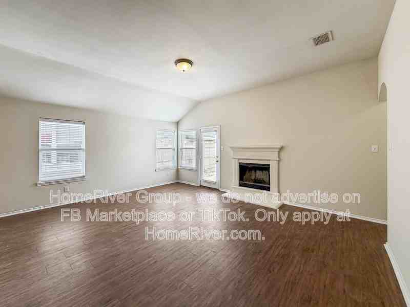 812 Sequoia Dr - Photo 5 of 24